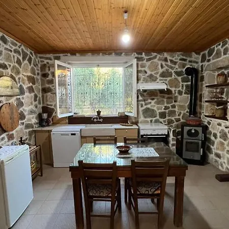 Сasa de vacaciones Private Country-house *