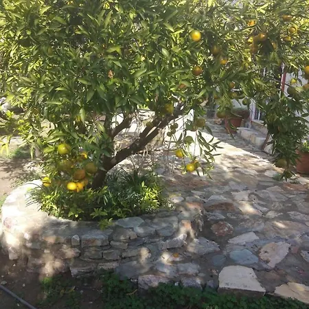 Private Country-house Keratokampos